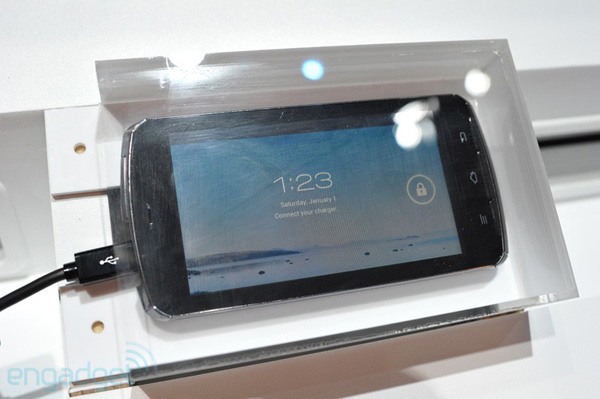 fujitsu-quadcore-smartphone