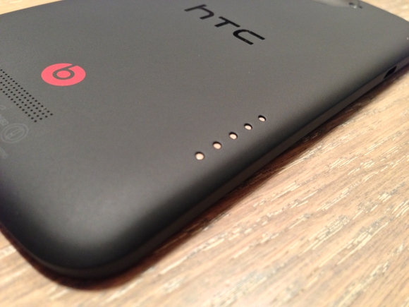HTC_One_X+_review_04-580-100