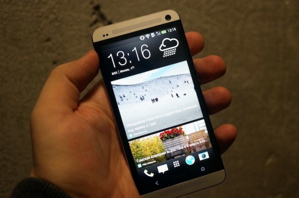 HTC One в России