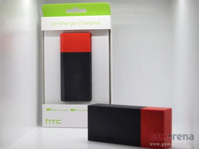 Дополнительная батарейка для HTC One