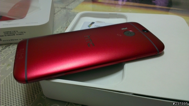 htc_m8_red_3