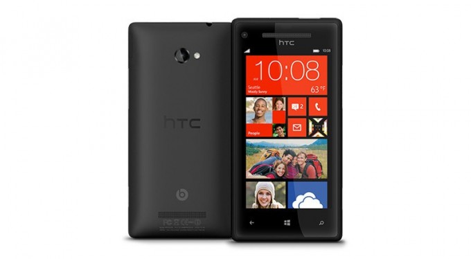 HTC 8X получит WP 8.1 в октябре